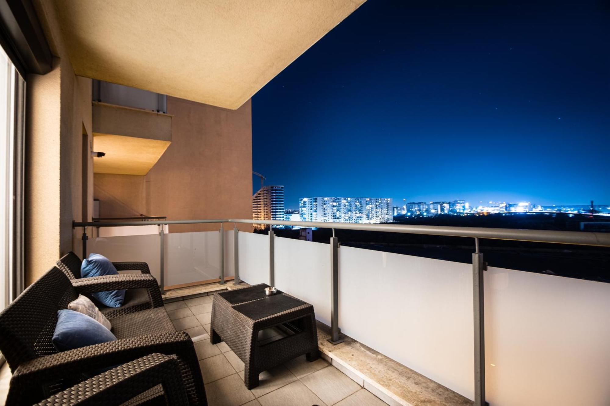 Apartamento Opal Luxury Aviatiei Bucarest Exterior foto